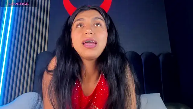 Keila Fg online show from November 7, 2025, 7:58 pm