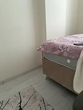 Snapshot of ALEYNABEREN1 chatting on October 18, 2025, 6:58 am ALEYNABEREN1 online show from October 18, 2025, 6:58 am