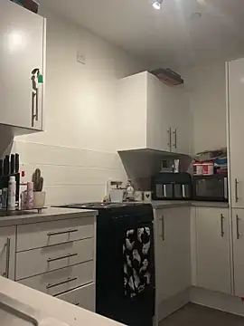 IceEyesUK online show from September 30, 2025, 8:58 pm