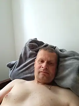 Snapshot of tygros11 chatting on October 7, 2025, 7:05 am tygros11 online show from October 7, 2025, 7:05 am