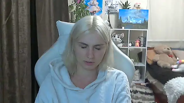AmieXNice online show from September 14, 2025, 6:07 pm