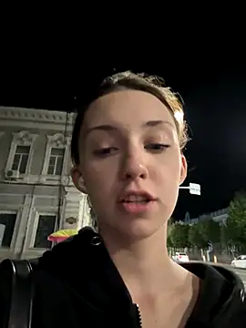 Sacred Mary online show from September 14, 2025, 6:07 pm