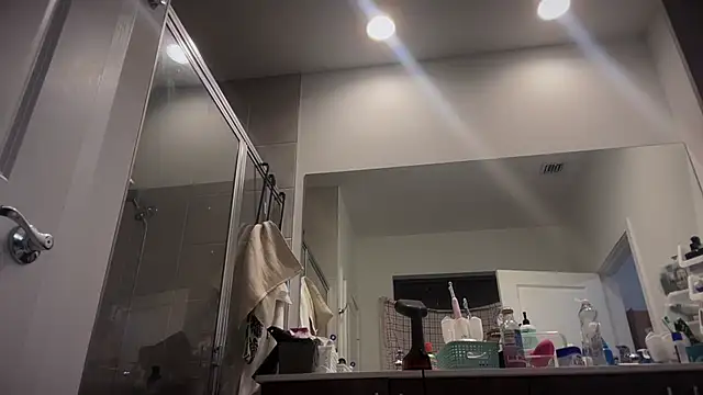 jasoncali305 online show from September 21, 2025, 12:45 am