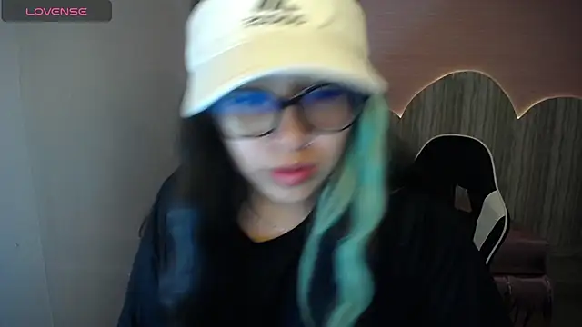 nicte t  online show from October 25, 2025, 8:03 pm