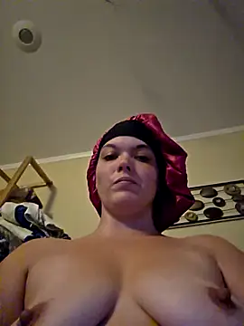 Snapshot of powhatanqueen chatting on October 12, 2025, 10:09 pm powhatanqueen online show from October 12, 2025, 10:09 pm