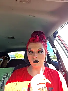 powhatanqueen online show from November 7, 2025, 5:13 pm