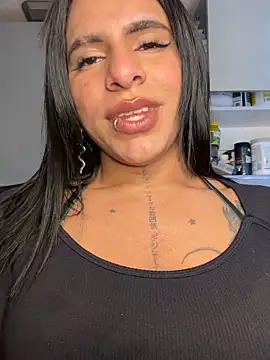 Sara Andradee online show from September 17, 2025, 8:10 pm