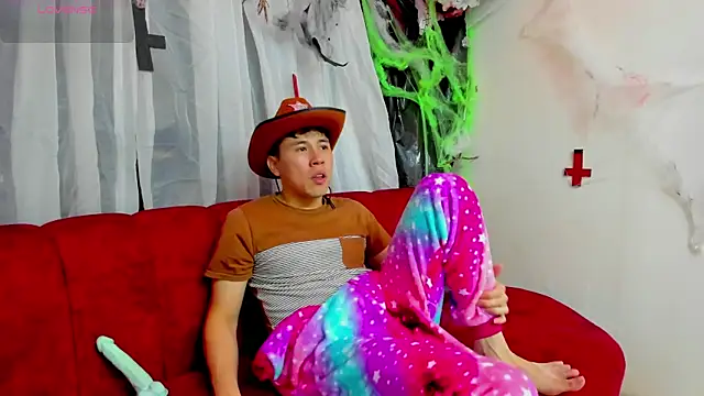 Nick Wolff online show from October 26, 2025, 1:50 pm