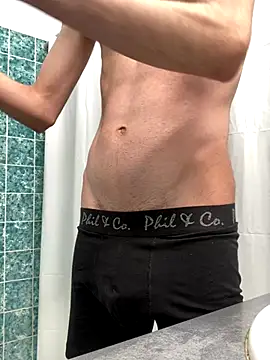 Snapshot of Secretcartier chatting on October 31, 2025, 10:33 pm Secretcartier online show from October 31, 2025, 10:33 pm