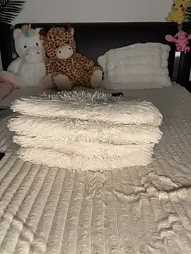 Snapshot of Andrestarr chatting on February 15, 2025, 8:43 pm Andrestarr online show from February 15, 2025, 8:43 pm