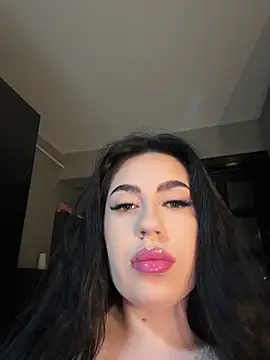 Andrestarr online show from July 8, 2026, 7:07 pm