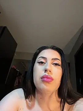 Andrestarr online show from July 16, 2026, 6:47 pm