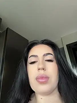 Andrestarr online show from July 18, 2026, 1:59 pm
