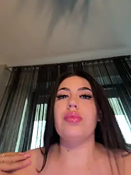 Andrestarr online show from August 3, 2026, 5:06 pm