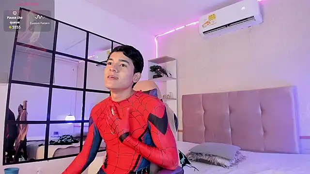 Snapshot of SandroVeyra chatting on October 13, 2025, 3:50 am SandroVeyra online show from October 13, 2025, 3:50 am