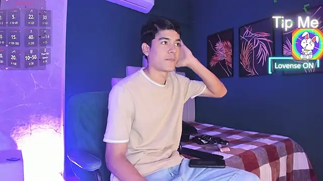 Snapshot of SandroVeyra chatting on October 18, 2025, 3:31 am SandroVeyra online show from October 18, 2025, 3:31 am