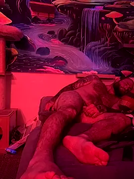 Snapshot of skip69xxx chatting on October 3, 2025, 8:11 am skip69xxx online show from October 3, 2025, 8:11 am