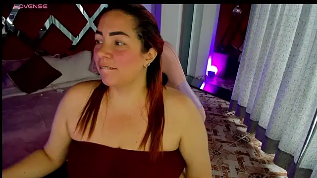 Snapshot of alexiaystive3 chatting on October 13, 2025, 3:56 pm alexiaystive3 online show from October 13, 2025, 3:56 pm