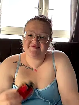 Snapshot of AmberBliss-X chatting on October 12, 2025, 9:52 am AmberBliss-X online show from October 12, 2025, 9:52 am