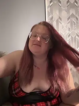 Snapshot of AmberBliss-X chatting on October 16, 2025, 9:49 pm AmberBliss-X online show from October 16, 2025, 9:49 pm