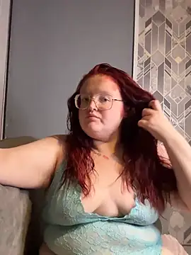 Snapshot of AmberBliss-X chatting on October 28, 2025, 7:38 pm AmberBliss-X online show from October 28, 2025, 7:38 pm