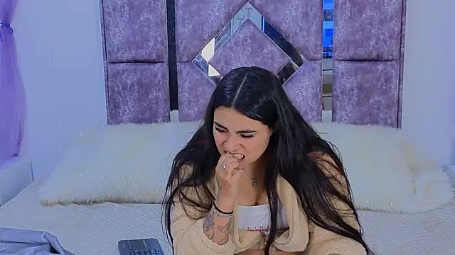 danilu and eva21 online show from October 14, 2025, 8:20 pm