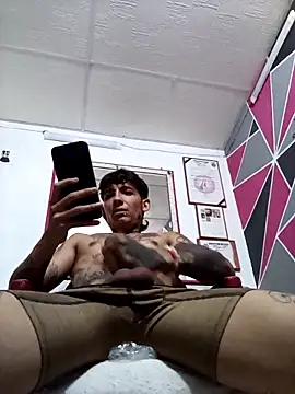 LaParKa31 online show from February 3, 2026, 4:21 am