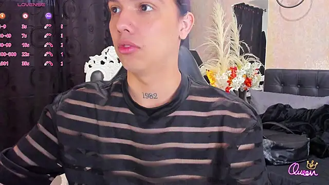 Snapshot of Almaazz chatting on March 1, 2026, 4:09 pm Almaazz online show from March 1, 2026, 4:09 pm