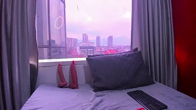 Snapshot of Almaazz chatting on March 10, 2026, 7:41 pm Almaazz online show from March 10, 2026, 7:41 pm