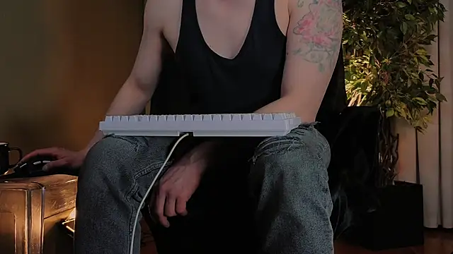 Vincent Hardman online show from May 6, 2026, 8:14 pm