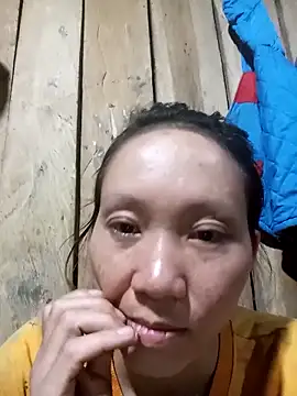 Snapshot of bonnie-00 chatting on September 16, 2025, 11:22 am bonnie-00 online show from September 16, 2025, 11:22 am