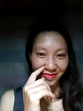 Snapshot of bonnie-00 chatting on October 3, 2025, 4:59 pm bonnie-00 online show from October 3, 2025, 4:59 pm