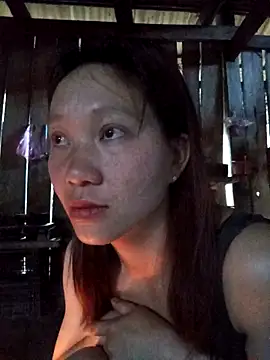 bonnie-00 online show from May 12, 2026, 10:51 pm