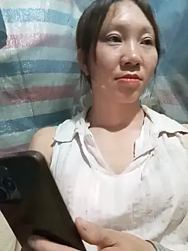 bonnie-00 online show from June 14, 2026, 3:14 pm