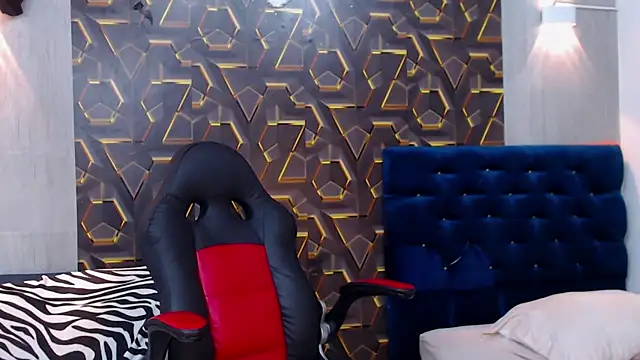 Snapshot of fire_drako_ chatting on November 11, 2025, 3:06 am fire drako online show from November 11, 2025, 3:06 am