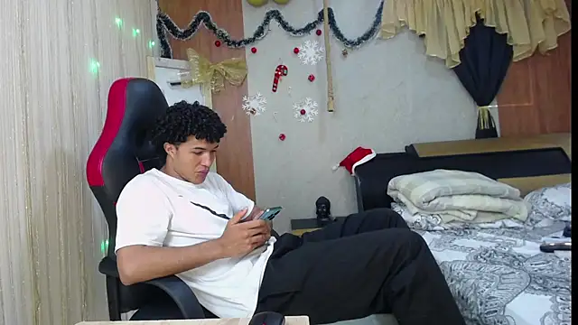 Snapshot of fire_drako_ chatting on January 12, 2026, 8:03 pm fire drako online show from January 12, 2026, 8:03 pm