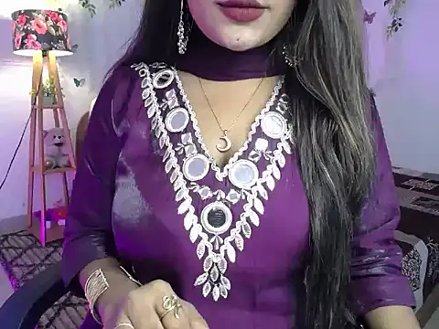 Naughtyy stripgirl online show from March 20, 2026, 8:19 am