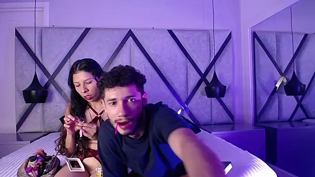 Snapshot of EthanCollen chatting on September 22, 2025, 10:34 pm EthanCollen online show from September 22, 2025, 10:34 pm