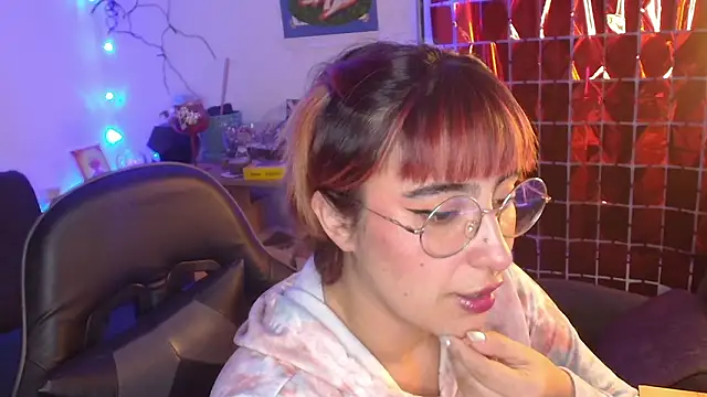 Miacatsito3 online show from March 5, 2026, 3:24 am