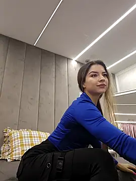 Von Dee online show from September 26, 2025, 5:22 am