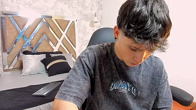 kraven lust online show from February 12, 2026, 3:12 am