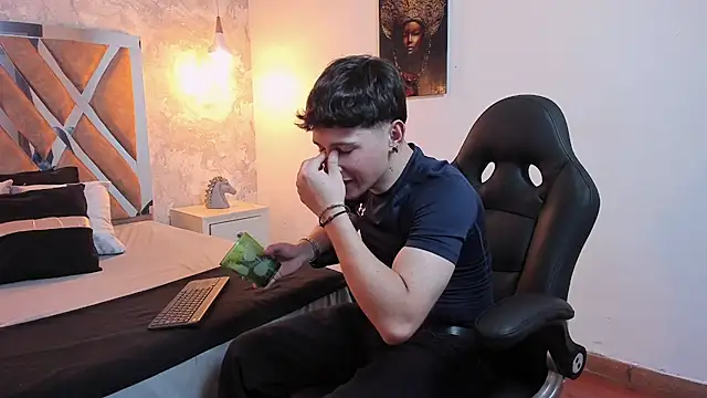 kraven lust online show from March 24, 2026, 3:22 am