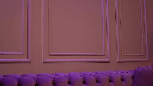 Snapshot of KatieHayes chatting on October 11, 2025, 5:55 pm KatieHayes online show from October 11, 2025, 5:55 pm