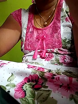 TAMI KAYAL online show from October 1, 2025, 9:48 am