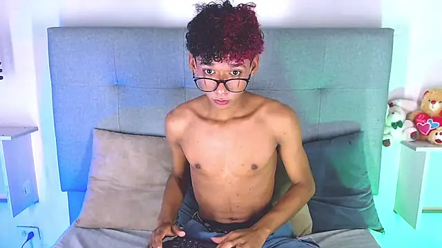 Billie Turner  online show from October 5, 2025, 4:11 am