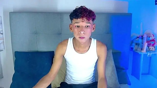 Billie Turner  online show from October 12, 2025, 4:00 am