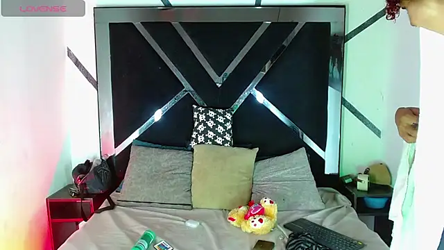 Billie Turner  online show from October 26, 2025, 7:09 pm