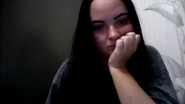 Elvoria online show from September 16, 2025, 4:08 pm