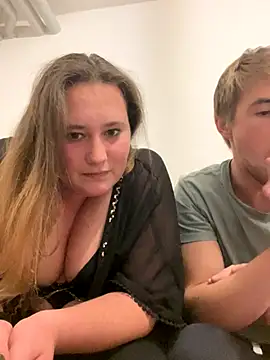 Snapshot of CurvySabrina chatting on October 26, 2025, 9:31 pm CurvySabrina online show from October 26, 2025, 9:31 pm