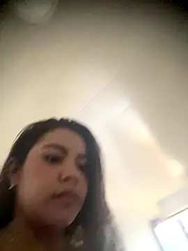 Snapshot of SienaWild chatting on October 1, 2025, 10:05 pm SienaWild online show from October 1, 2025, 10:05 pm